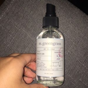 m. greengrass dry oil spray